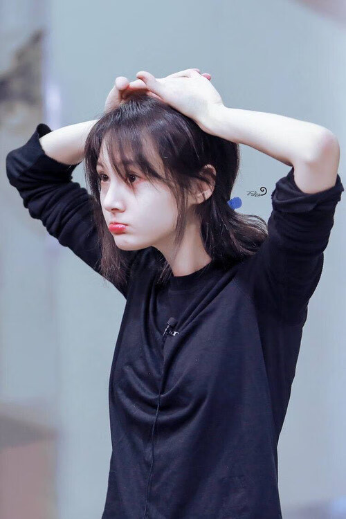 万乐天泳姿优雅动作细腻，万乐天江西哪里人