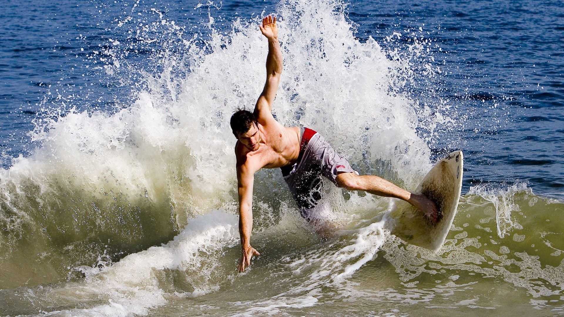 如何在困境中逆转?球队战术大揭秘!